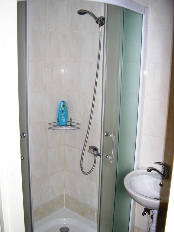 Kagu Hostel Voru Bagian luar foto