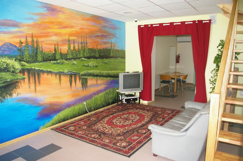 Kagu Hostel Voru Bagian luar foto