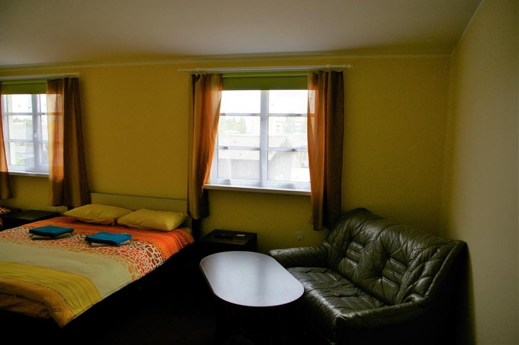 Kagu Hostel Voru Bagian luar foto
