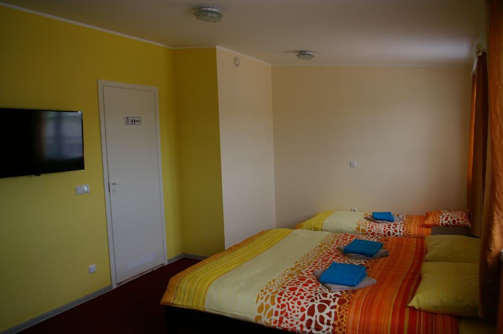 Kagu Hostel Voru Bagian luar foto